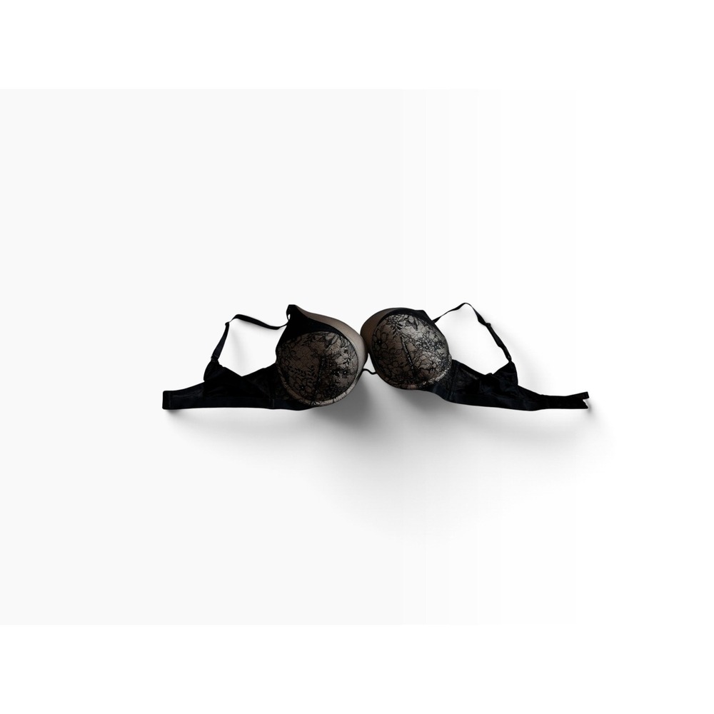 Victoria's Secret Plunge Bra 36C Black Lace Floral Intimates
